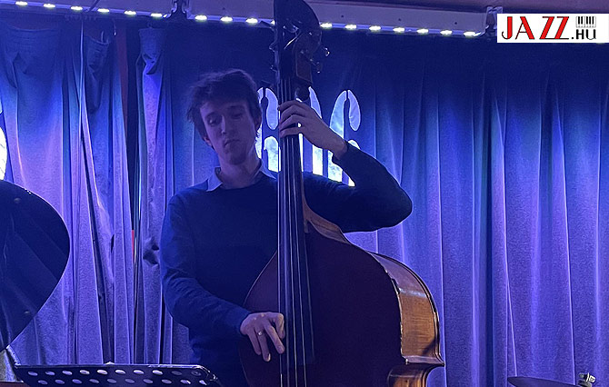 Szabó Dániel a londoni 606 Clubban - Harmónia Jazzműhely